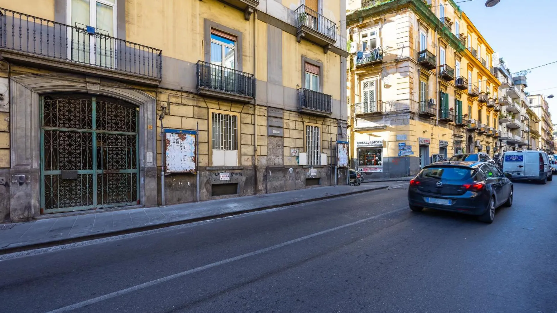 Apartment La Pinacoteca Aparthotel By Napoliapartments Italy