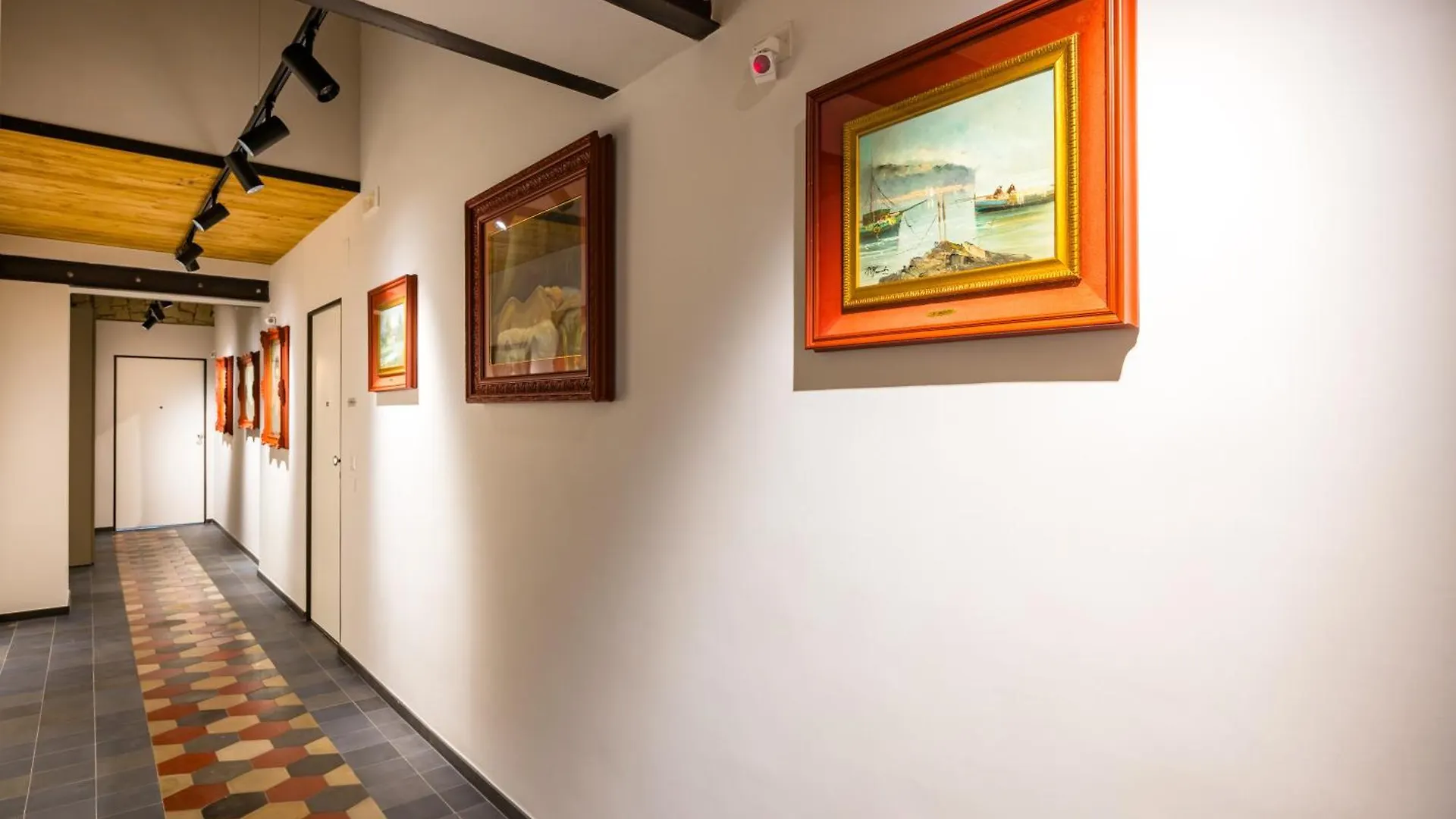 La Pinacoteca Aparthotel By Napoliapartments Naples