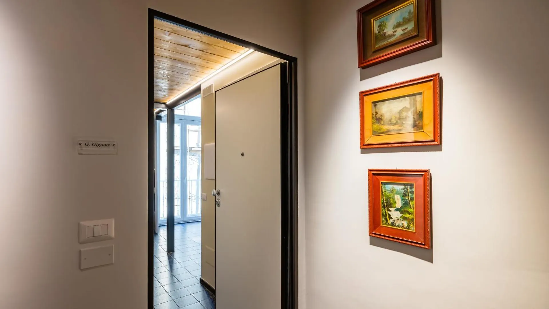 La Pinacoteca Aparthotel By Napoliapartments 0*, Naples Italy