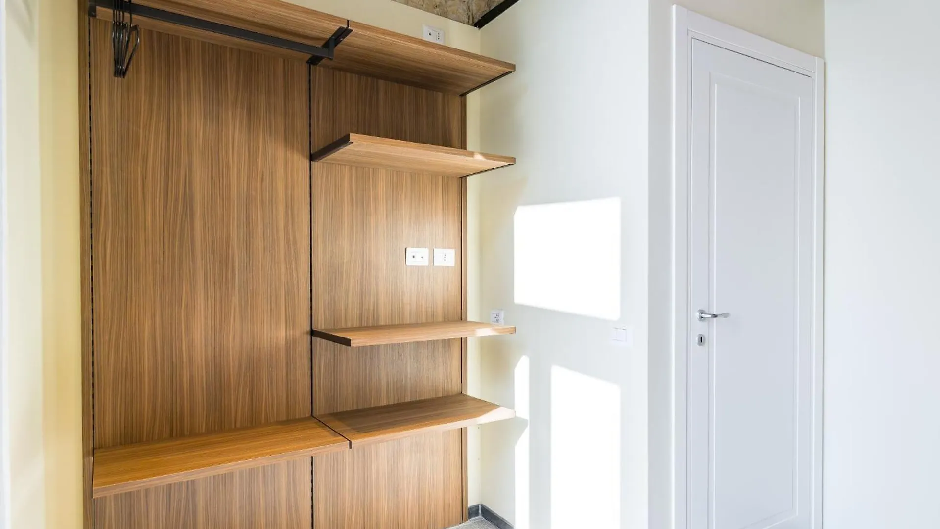 La Pinacoteca Aparthotel By Napoliapartments Naples