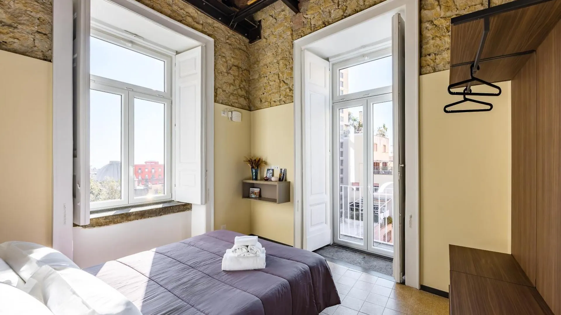 La Pinacoteca Aparthotel By Napoliapartments 0*, Naples