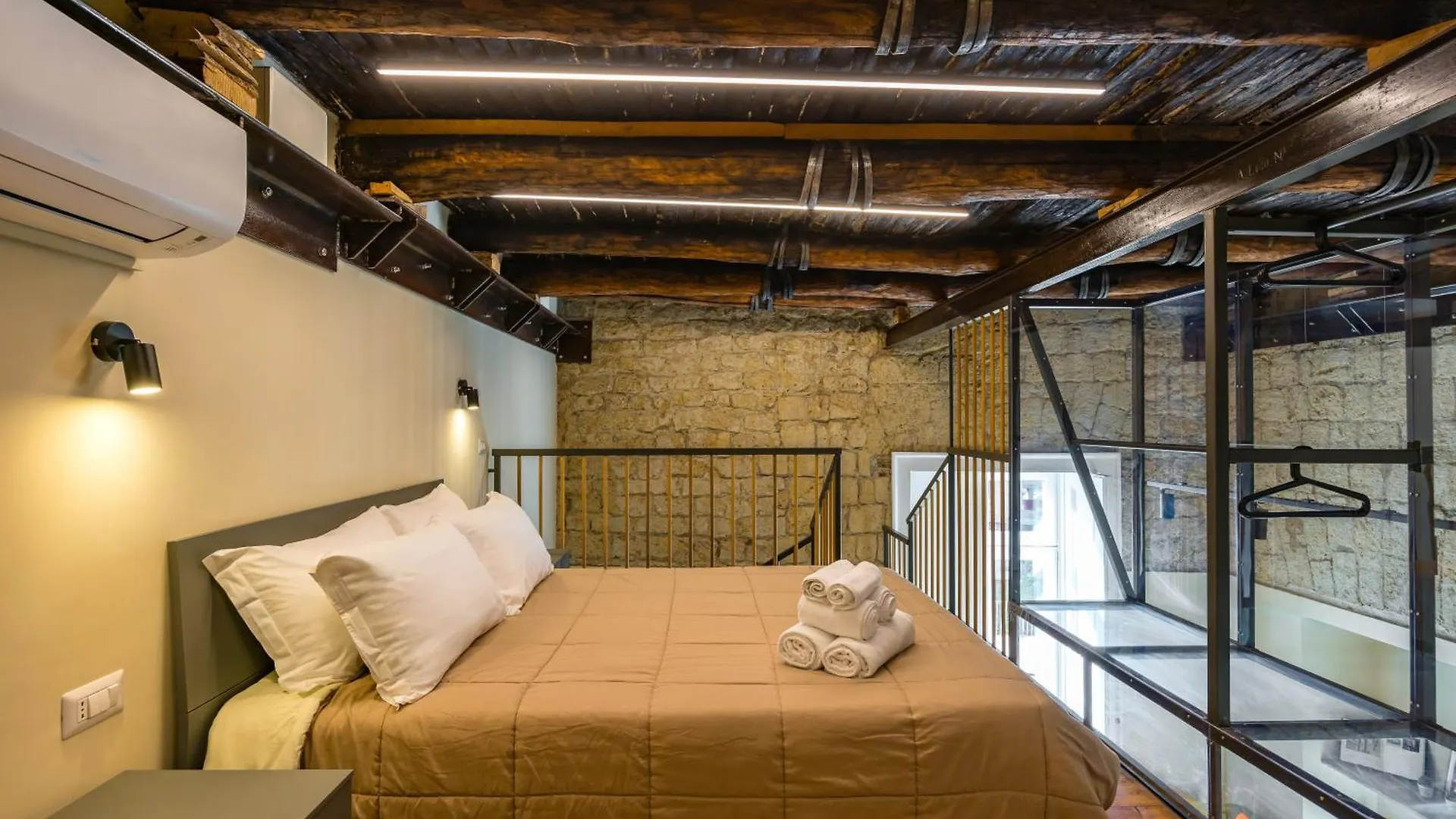 La Pinacoteca Aparthotel By Napoliapartments Apartment