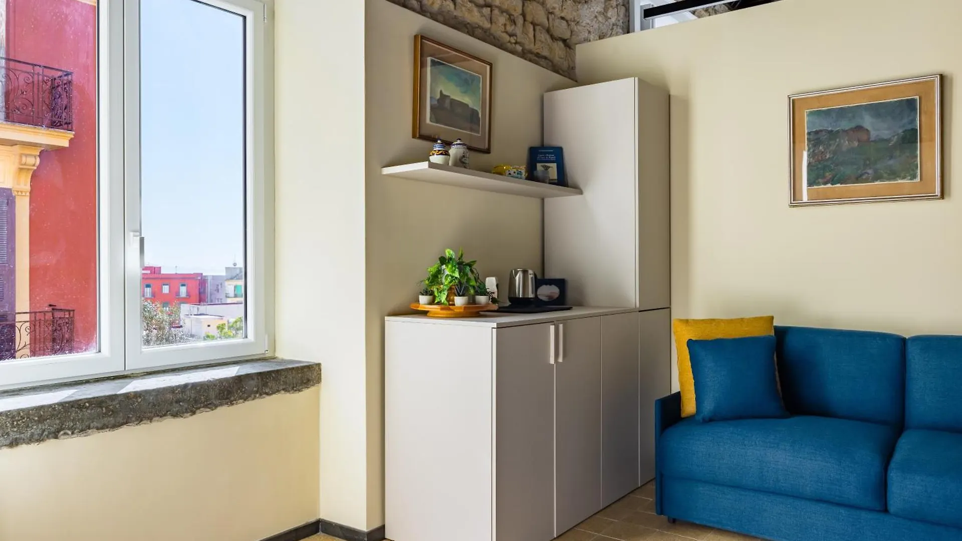 La Pinacoteca Aparthotel By Napoliapartments