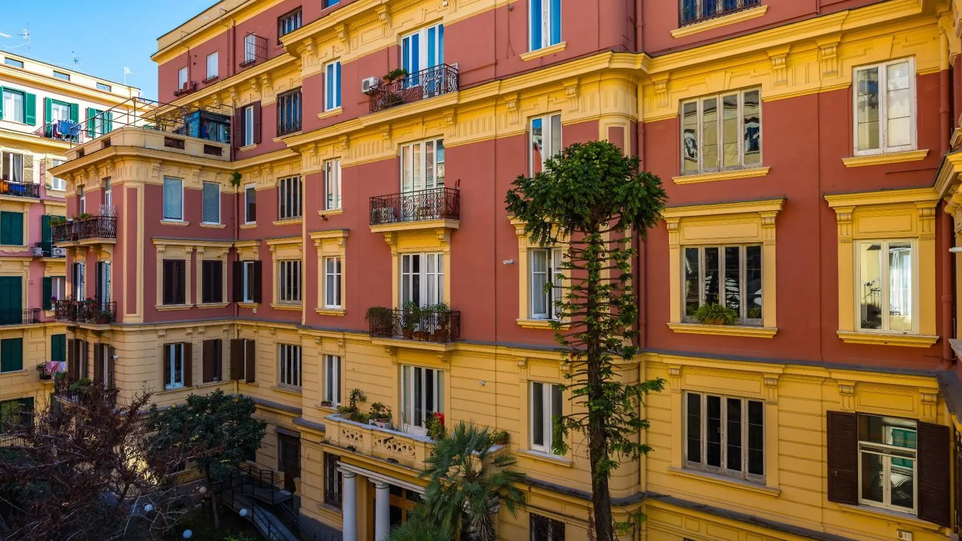 La Pinacoteca Aparthotel By Napoliapartments 0*, Naples Italie
