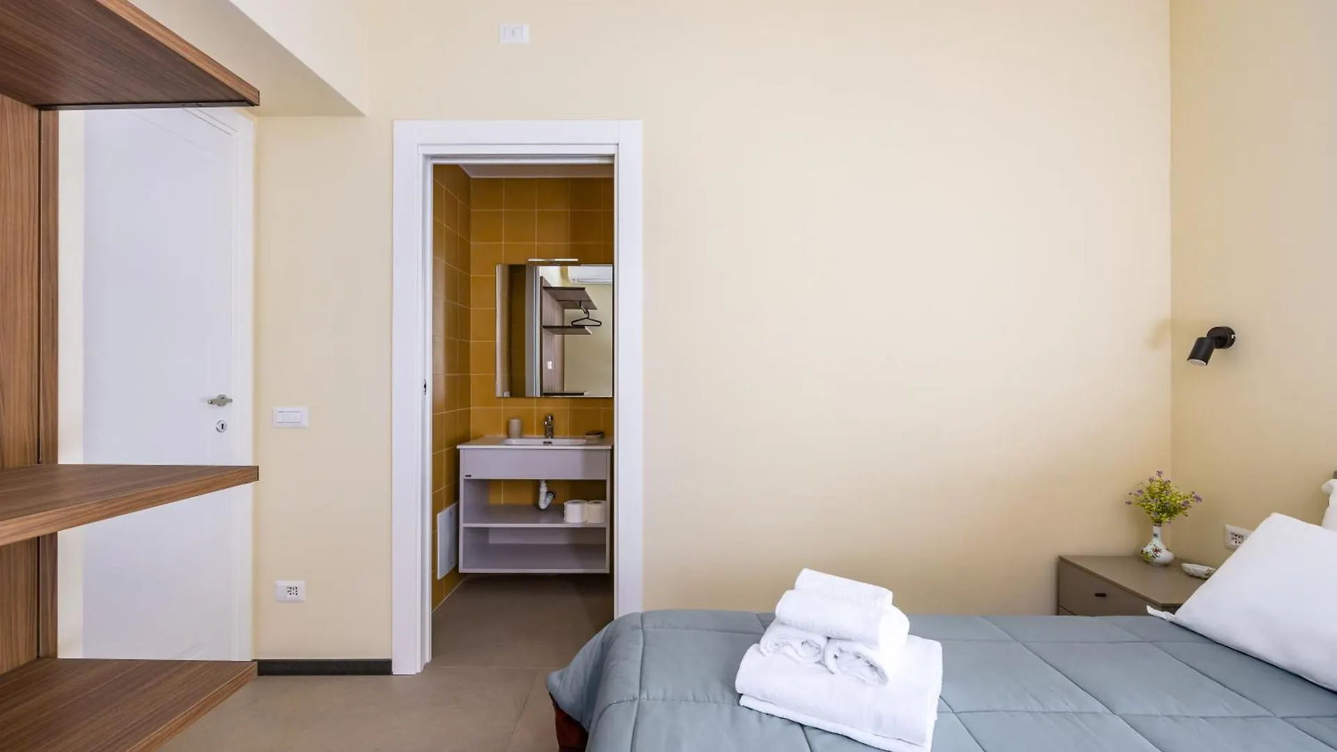 La Pinacoteca Aparthotel By Napoliapartments